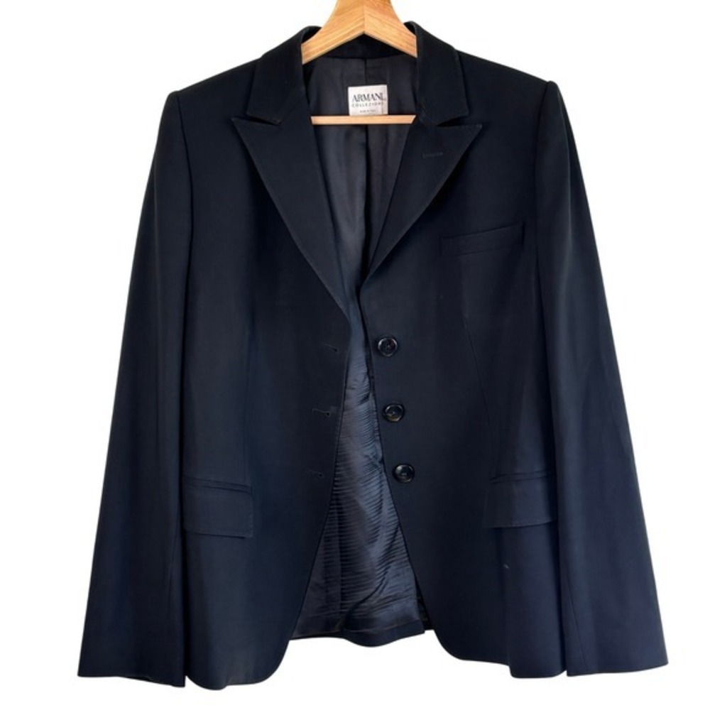 Armani Collezioni Blazer Black IT 48 US 12 Virgin Wool 3-Button Consign